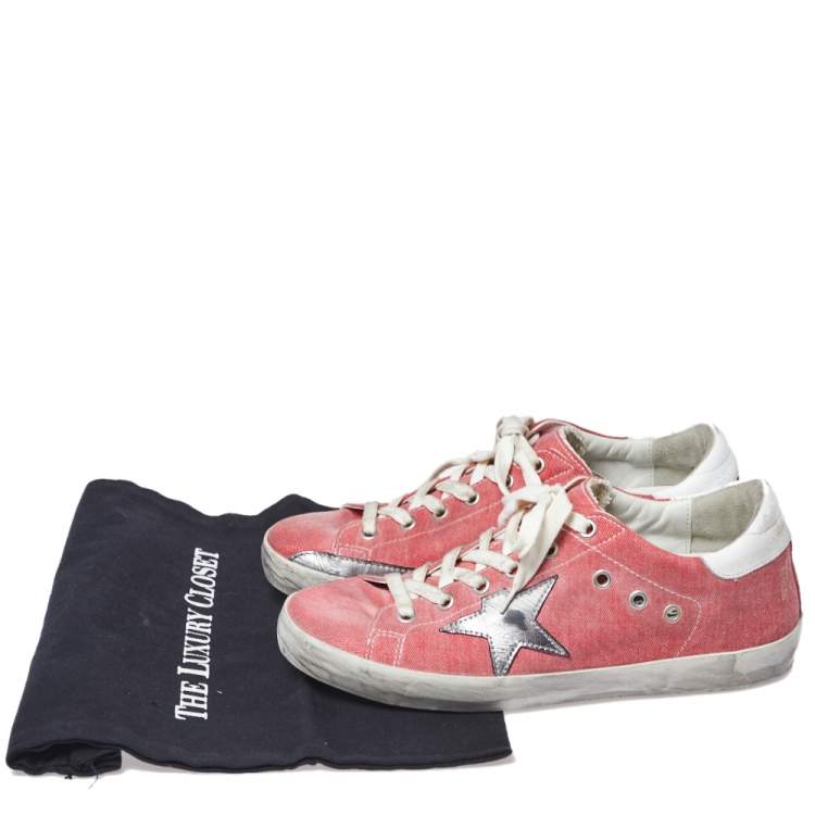 مملوكة مسبقًا Golden Goose Pink Denim And Metallic Silver Star Applique Low Top Sneakers Size 38