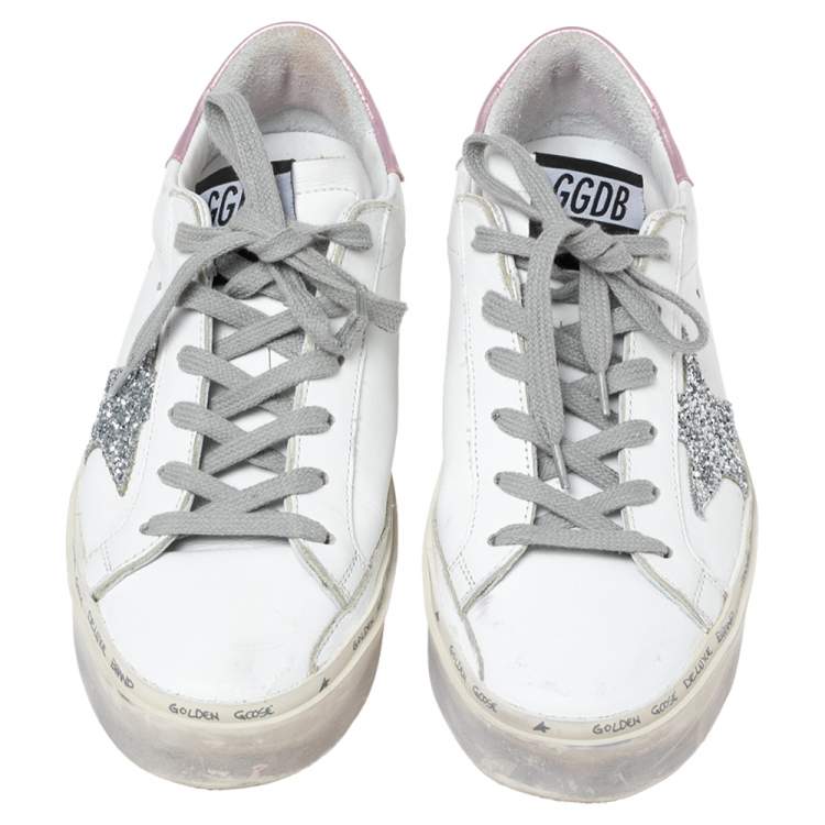 مملوكة مسبقًا Golden Goose White Leather Superstar  Sneakers Size 35