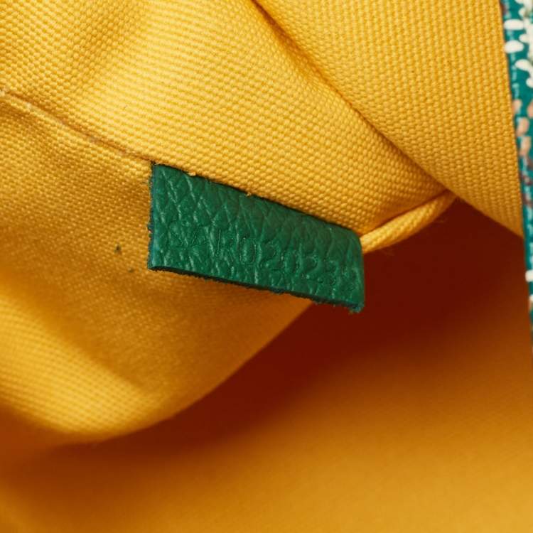 Pre Owned Goyard Sainte Marie MM Green Goyardine Coated Canvas and Leather Clutch