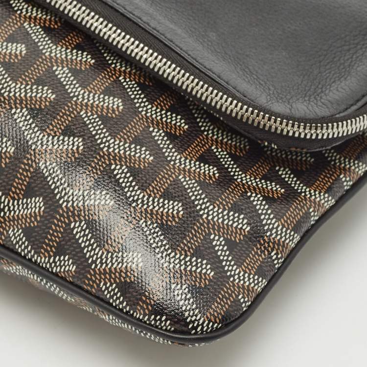 Pre Owned Goyard Black Goyardine Coated Canvas Sainte Marie Clutch