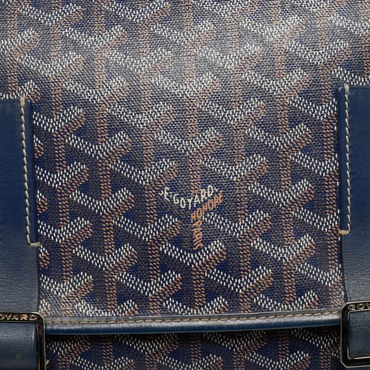 Pre Owned Goyard Blue Goyardine Coated Canvas and Leather Belvedere MM Saddle Bag