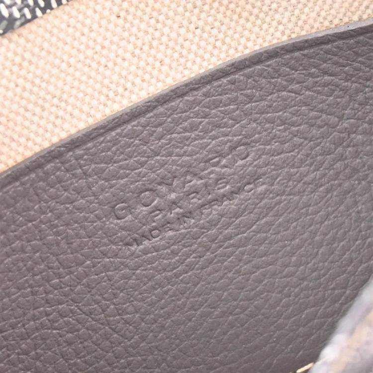 مملوكة مسبقًا محفظة جوارد بلوميت حقيبة كتف رمادية بوكيت WOC