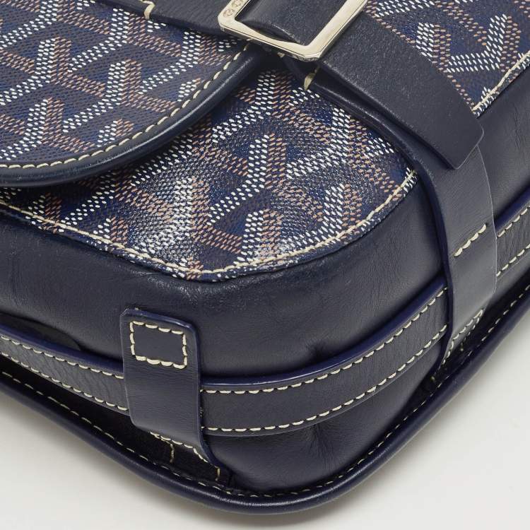 Pre Owned Goyard Navy Blue Goyardine Coated Canvas Belvedere MM Saddle Bag