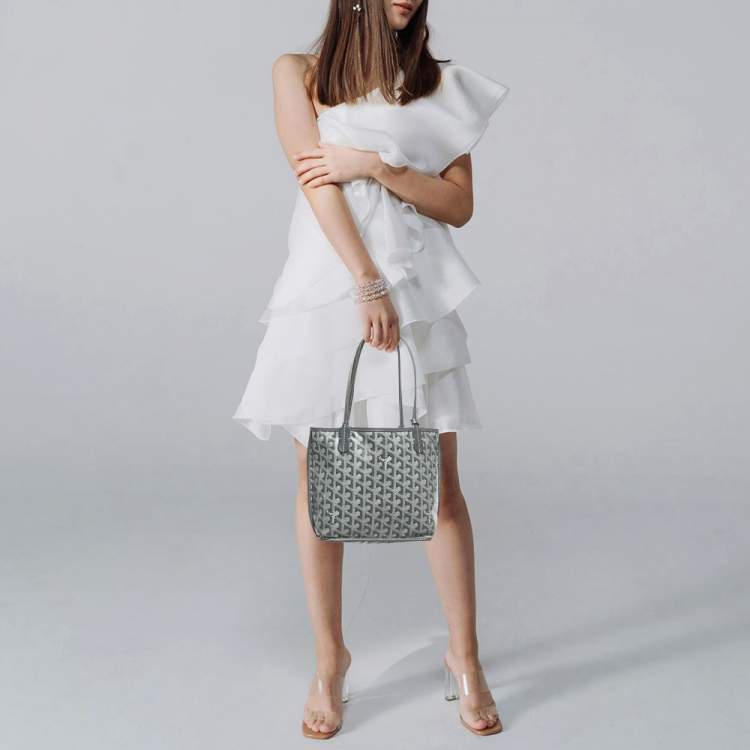 Pre Owned Goyard Grey Goyardine Coated Canvas and Leather Mini Reversible Anjou Tote