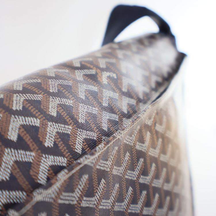 Pre Owned Goyard Goyardine Capetien MM