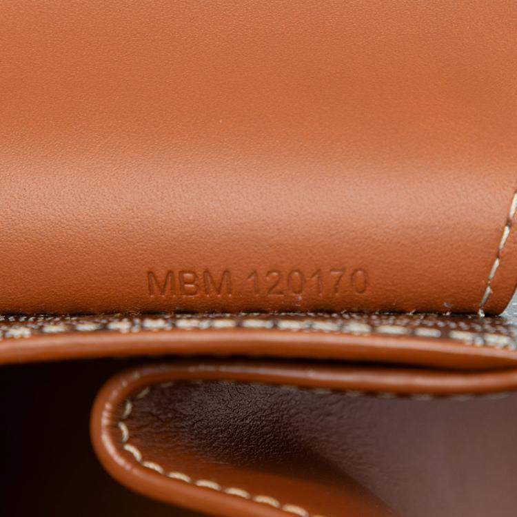 مملوكة مسبقًا Goyard Black Goyardine Saigon Structured PM