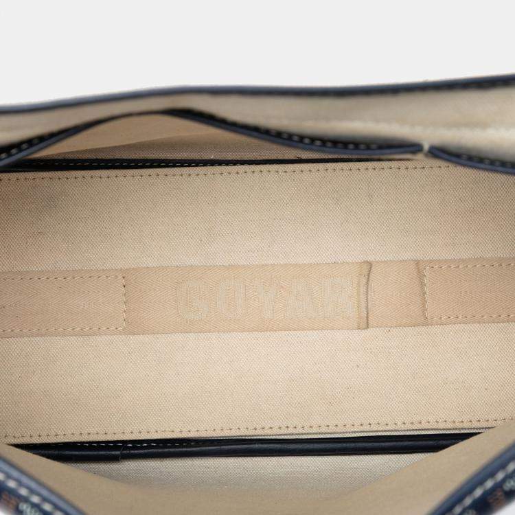 Pre Owned Goyard Blue Goyardine Capetien MM Messenger Bag