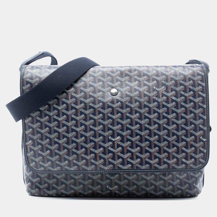 Pre Owned Goyard Blue Goyardine Capetien MM Messenger Bag