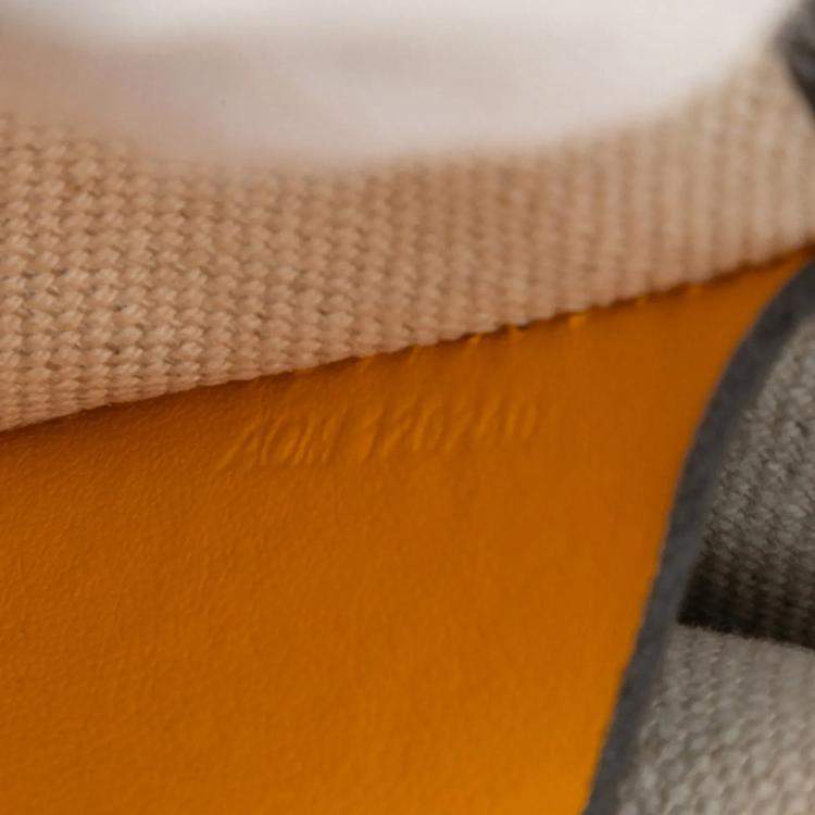 Pre Owned Goyard Plumet Pouch Wallet Crossbody Shoulder Bag In Gray And White Leather