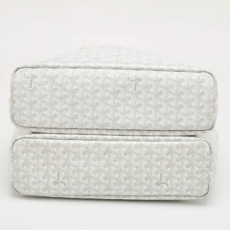 مملوكة مسبقًا Goyard Saint Louis PM White Goyardine Coated Canvas and Leather Tote