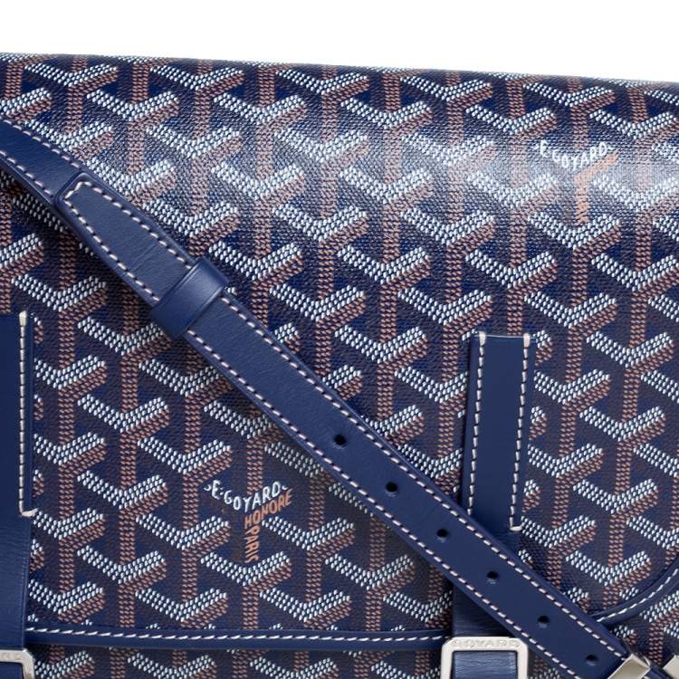 Pre Owned Goyard Navy Blue Goyardine Coated Canvas and Leather Belvedere MM Saddle Bag