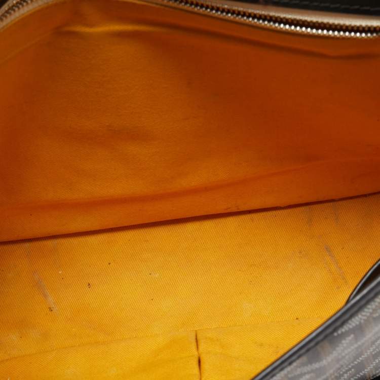 Pre Owned Goyard Black Goyardine Coated Canvas and Leather Belvedere MM Saddle Bag