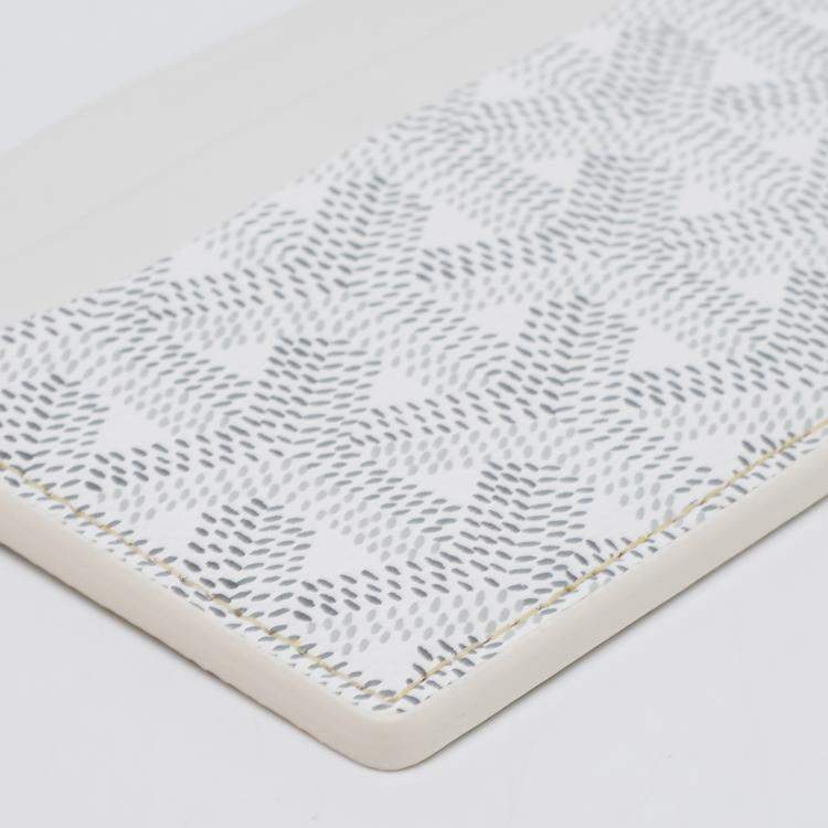 مملوكة مسبقًا Goyard White Goyardine Coated Canvas and Leather Saint Sulpice Card Holder