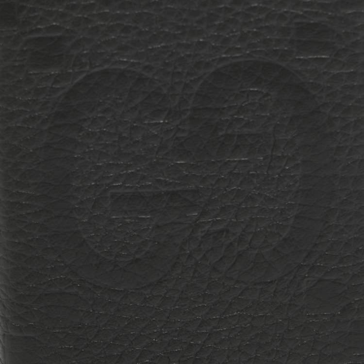 Pre Owned Gucci Black Jumbo GG Leather iPhone 15 Cover