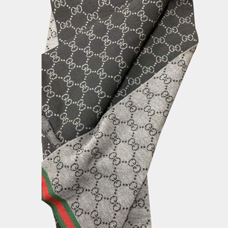 Pre Owned Gucci Black Wool GG Scarf