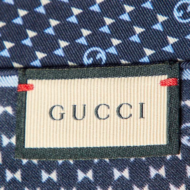 Pre Owned Gucci Navy Blue Printed Silk Scarf/Pocket Square