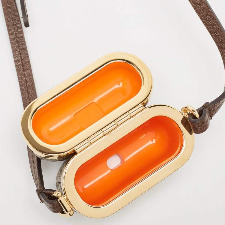 Pre Owned Gucci Beige/Brown GG Supreme Canvas GG Marmont Airpods Case with Strap