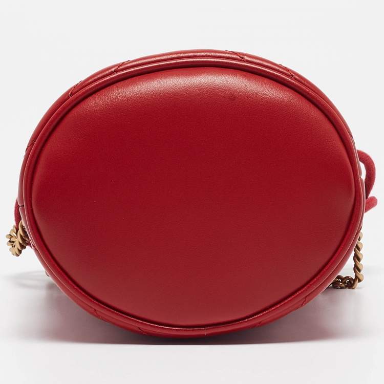 Pre Owned Gucci red Matelasse Leather Mini GG Marmont Bucket Bag