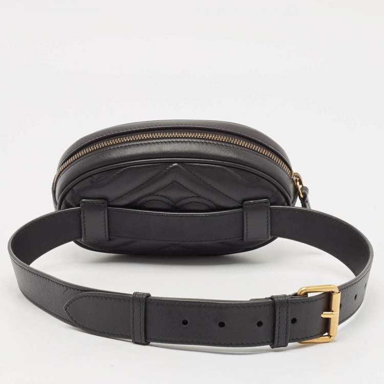 مملوكة مسبقًا Gucci Black Matelassé Leather Mini GG Marmont Belt Bag