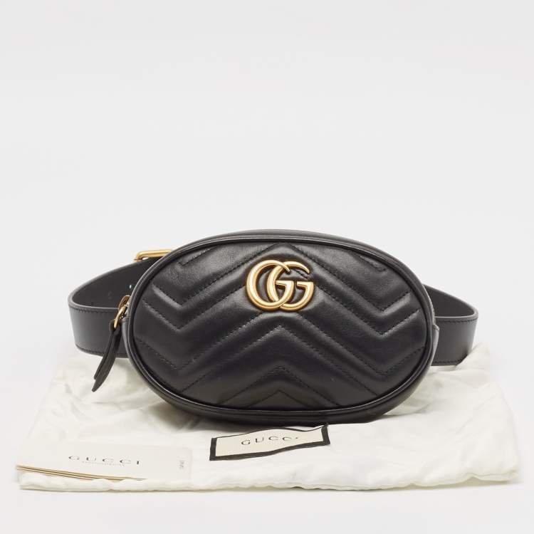 مملوكة مسبقًا Gucci Black Matelassé Leather Mini GG Marmont Belt Bag