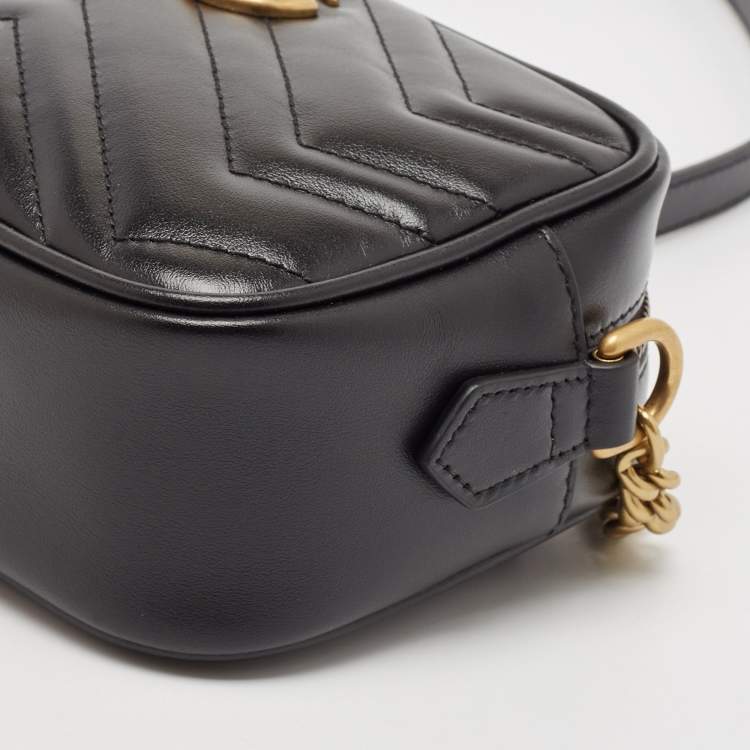 Pre Owned Gucci Black Matelasse Leather Mini GG Marmont Shoulder Bag
