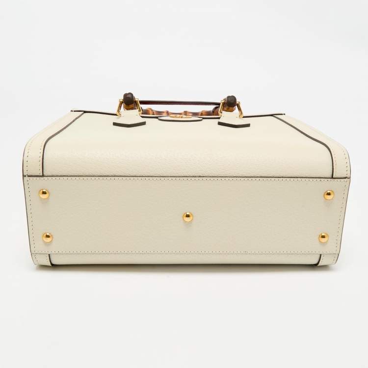 Pre Owned Gucci Off White Leather Small Bamboo Diana Tote