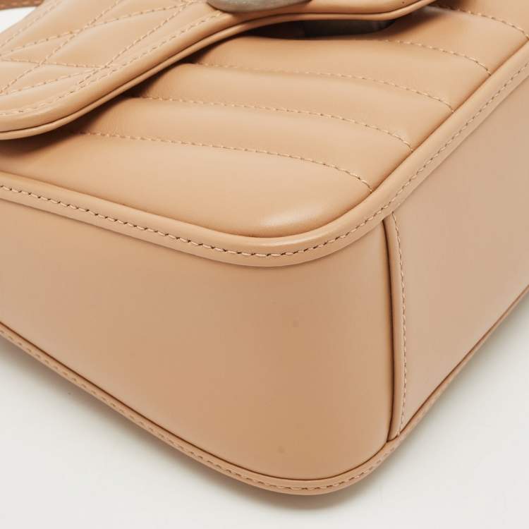 Pre Owned Gucci Beige Matelassé Aria Leather Mini GG Marmont Top Handle Bag