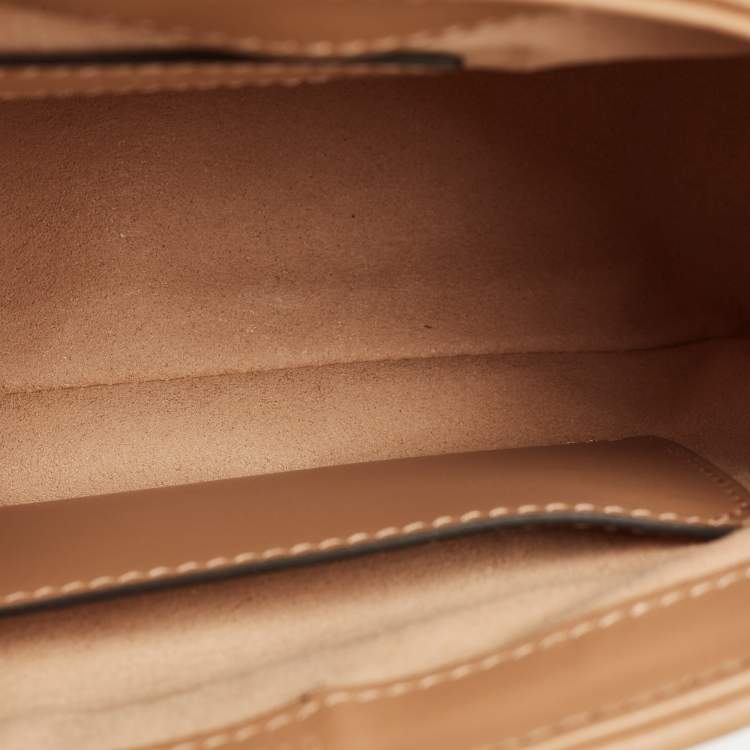 Pre Owned Gucci Beige Matelassé Aria Leather Mini GG Marmont Top Handle Bag