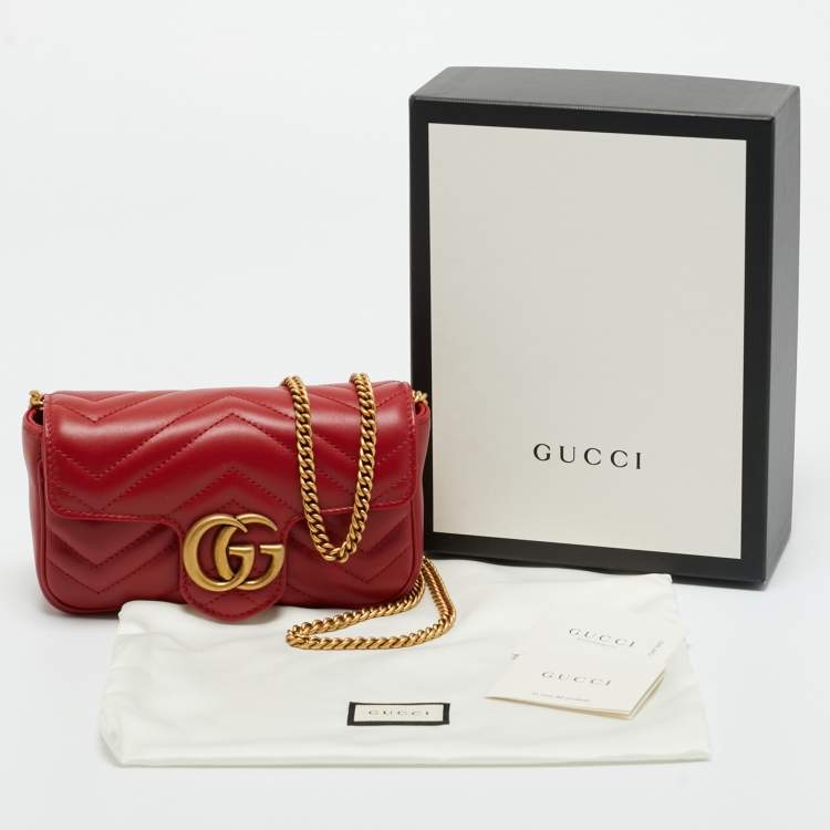 Pre Owned Gucci Red Matelassé Leather Super Mini GG Marmont Shoulder Bag
