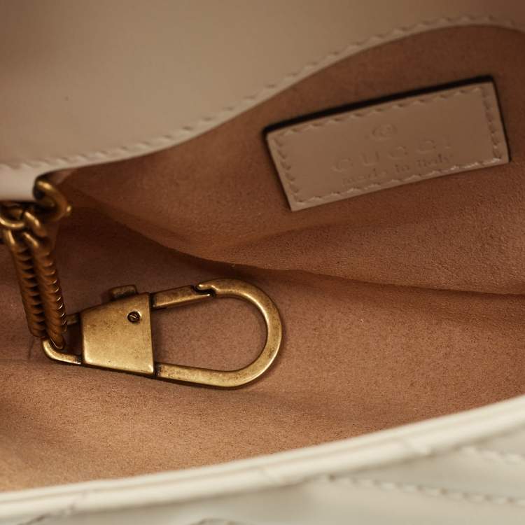 Pre Owned Gucci Off White Matelassé Leather Super Mini GG Marmont Shoulder Bag
