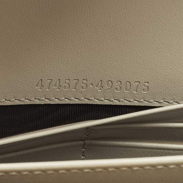 Pre Owned Gucci GG Marmont Off White Mix Quilted Leather Wallet On Chain