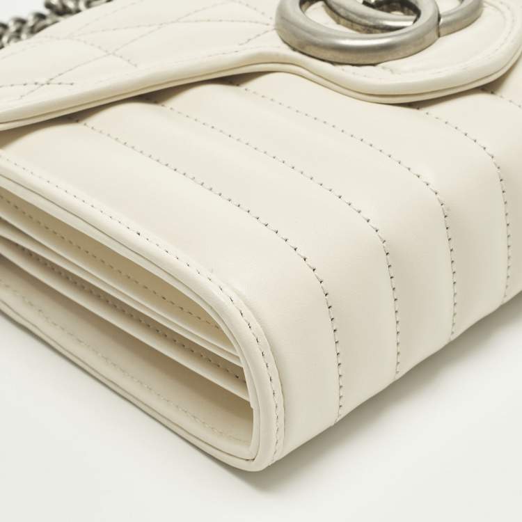 Pre Owned Gucci GG Marmont Off White Mix Quilted Leather Wallet On Chain