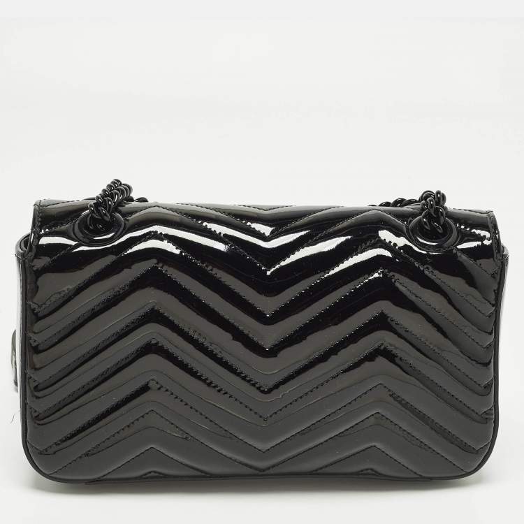 Pre Owned Gucci GG Marmont Medium Black Matelassé Patent Leather Shoulder Bag