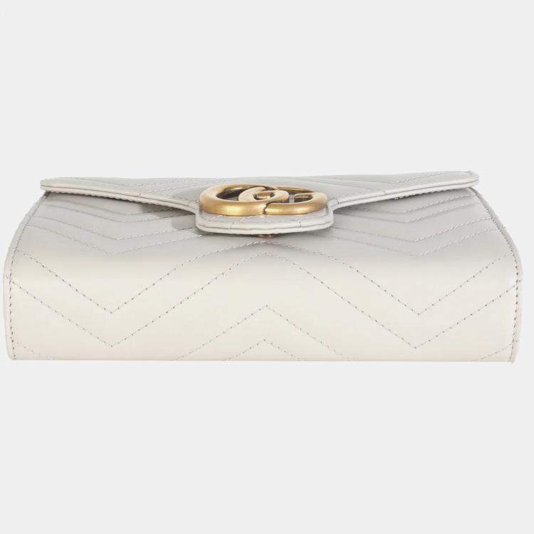 مملوكة مسبقًا Gucci Grey Calfskin Matelasse GG Marmont Chain Wallet