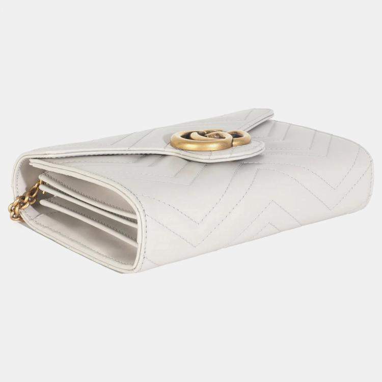 مملوكة مسبقًا Gucci Grey Calfskin Matelasse GG Marmont Chain Wallet