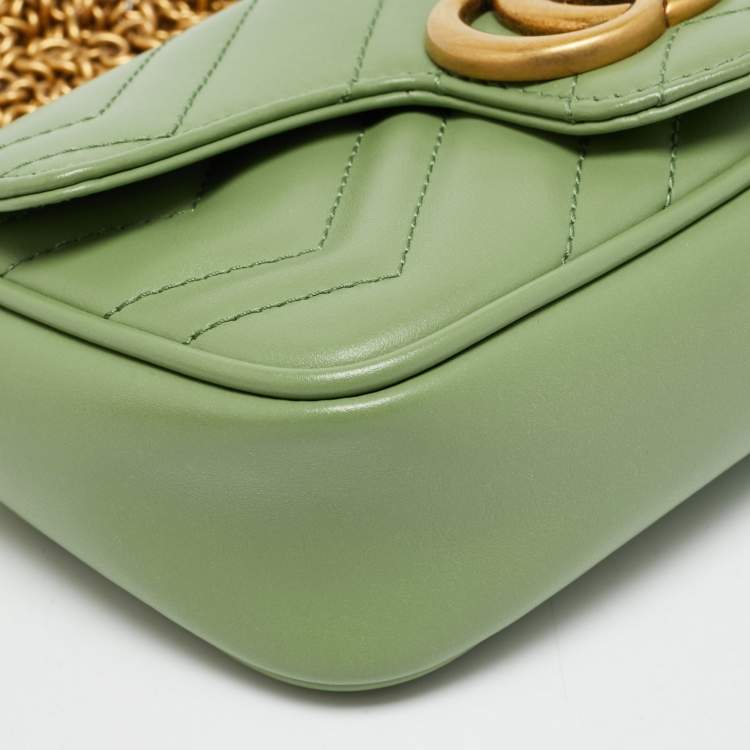 Pre Owned Gucci GG Marmont Super Mini Green Matelassé Leather Shoulder Bag