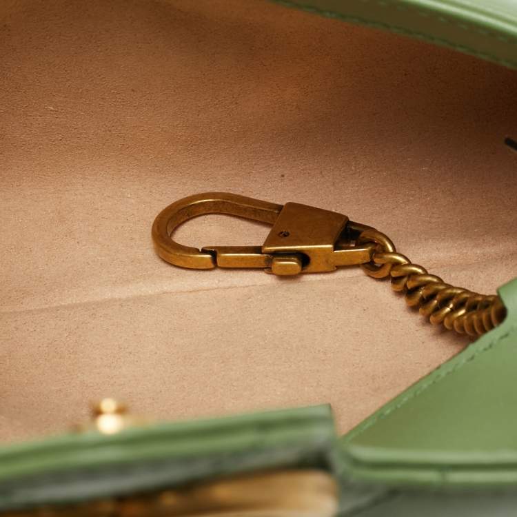Pre Owned Gucci GG Marmont Super Mini Green Matelassé Leather Shoulder Bag