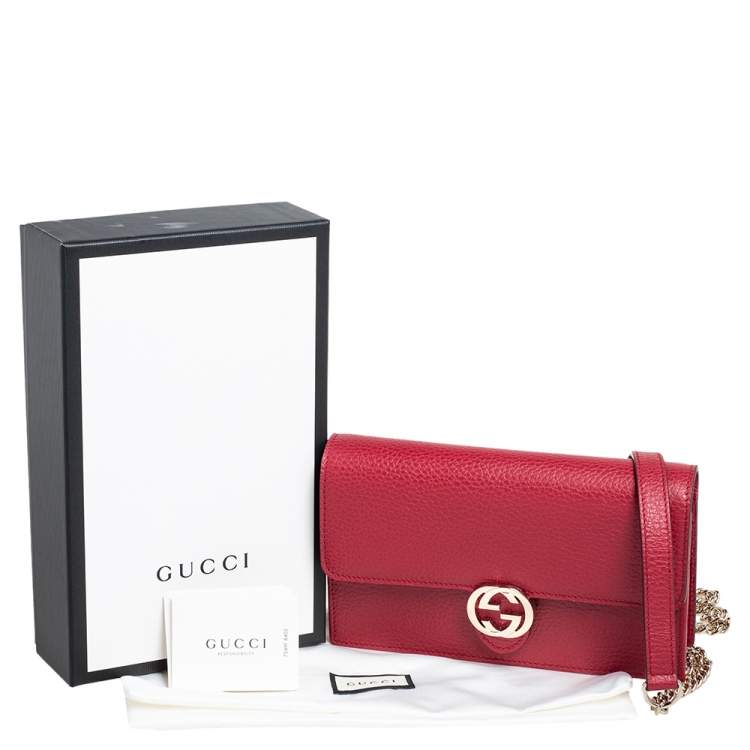 Pre Owned Gucci Red Leather Interlocking G Wallet on Chain