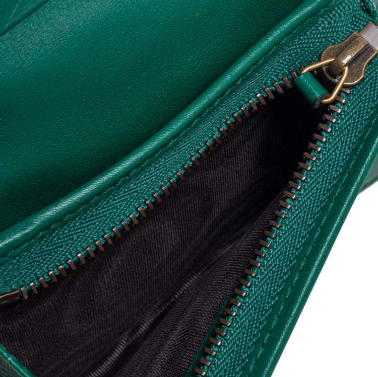 Pre Owned Gucci Green Matelassé Leather GG Marmont Card Case