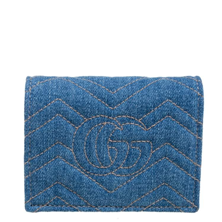 مملوكة مسبقًا Gucci Blue Matelassé Denim GG Marmont Pearl Embellished Card Case