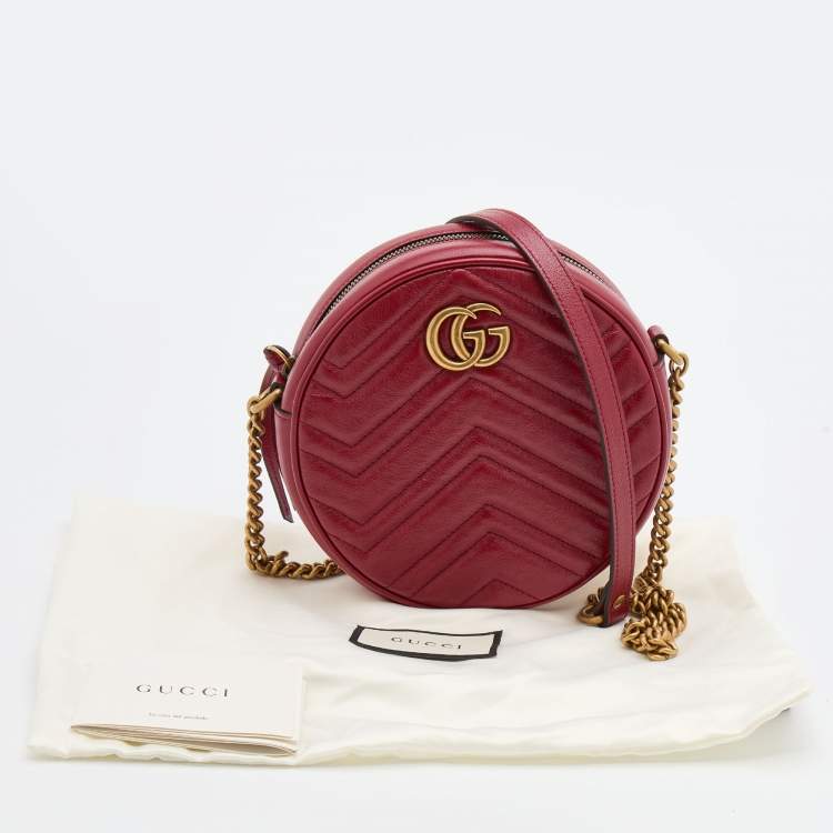 Pre Owned Gucci Red Matelassé Leather Mini GG Marmont Round Shoulder Bag