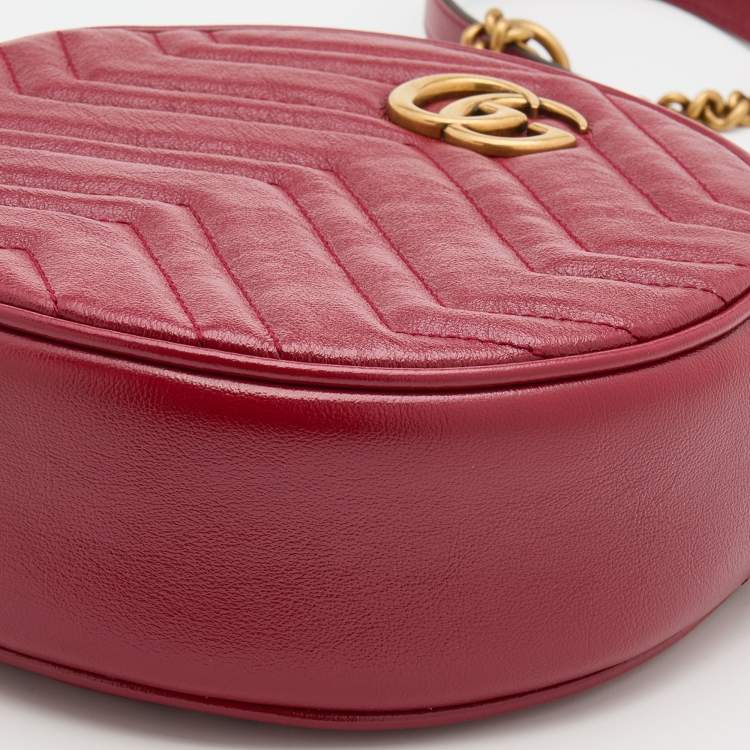Pre Owned Gucci Red Matelassé Leather Mini GG Marmont Round Shoulder Bag