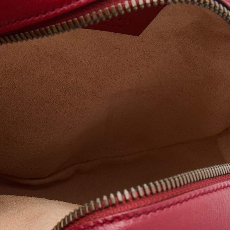 Pre Owned Gucci Red Matelassé Leather Mini GG Marmont Round Shoulder Bag