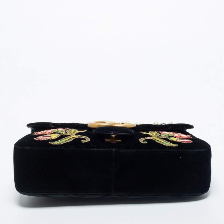 Pre Owned Gucci Black Love Embroidered Matelassé Velvet Medium GG Marmont Shoulder Bag