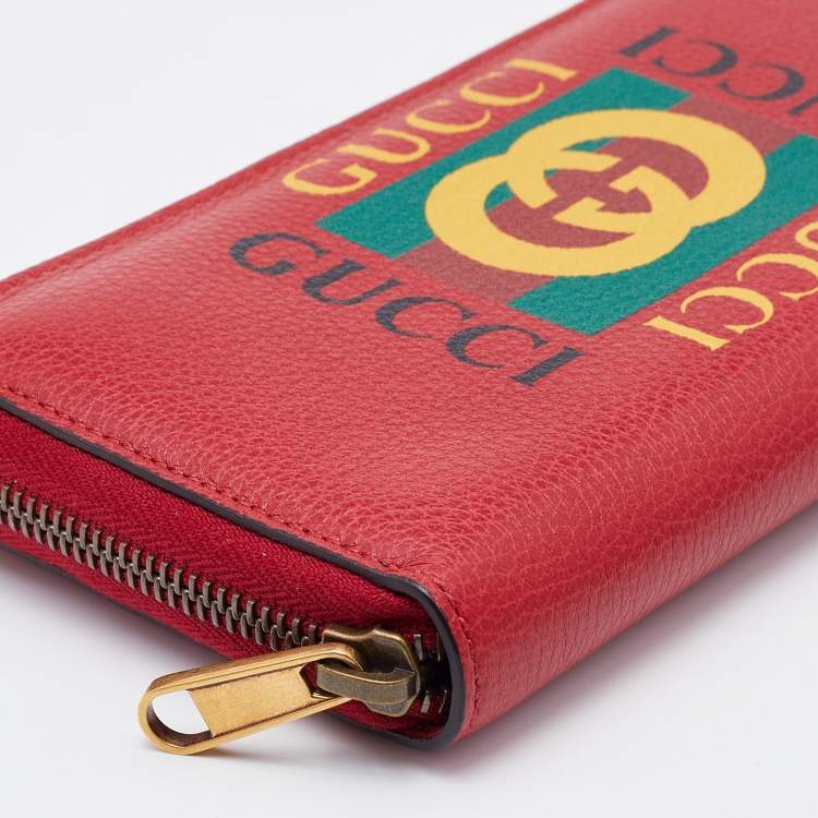 Pre Owned Gucci Red Leather Logo Print Zip Around Wallet