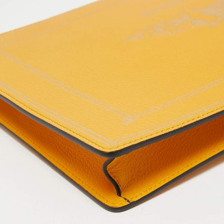 Pre Owned Gucci Mustard Leather Garden Bat Clutch