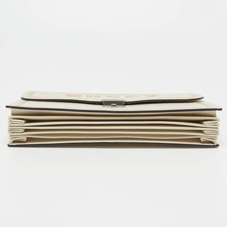 Pre Owned Gucci Off White Leather Guccy Portfolio Clutch