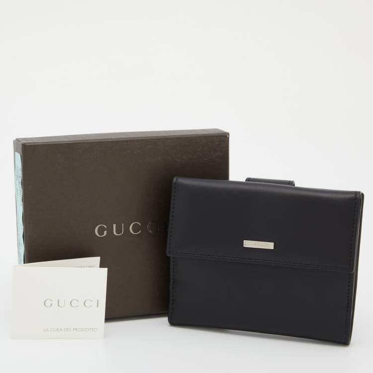 Pre Owned Gucci Black Leather Trifold Wallet