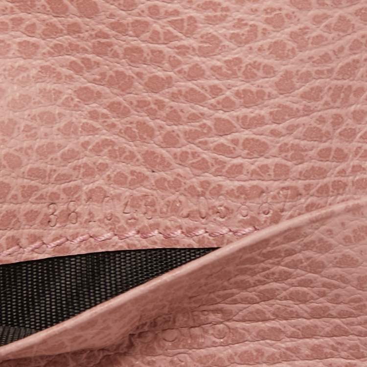 Pre Owned Gucci Grey/Pink Leather Swing Flap Card Case