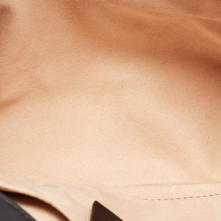 Pre Owned Gucci Black Matelassé Leather Mini GG Marmont Shoulder Bag